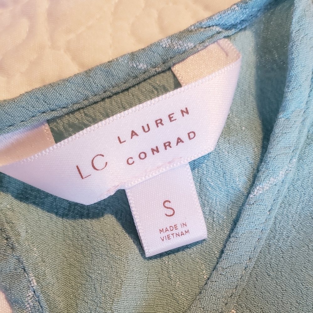 Lauren Conrad Blouse